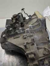 Load image into Gallery viewer, TRANSMISSION Hyundai Veloster 2012 12 2013 13 2014 14 2015 15 - NW523057