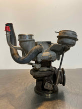 Load image into Gallery viewer, Turbo BMW X5M 2010 - NW449081