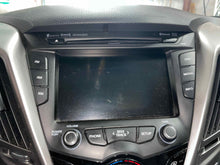 Load image into Gallery viewer, Radio Hyundai Veloster 2012 - NW522973