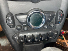 Load image into Gallery viewer, TEMPERATURE CONTROLS Cooper Clubman Countryman 11 12 13 14 - NW523314