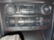Load image into Gallery viewer, Temperature Controls Ford Explorer 2017 - NW523698