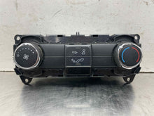 Load image into Gallery viewer, Temperature Controls Ford Explorer 2017 - NW523698
