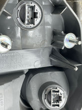 Load image into Gallery viewer, OUTER TAIL LIGHT LAMP Honda Civic 2006 06 2007 07 2008 08 Right - NW452540