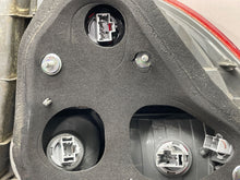 Load image into Gallery viewer, OUTER TAIL LIGHT LAMP Honda Civic 2006 06 2007 07 2008 08 Left - NW452541