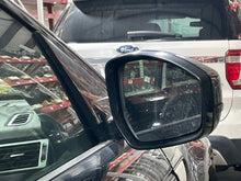 Load image into Gallery viewer, Side View Door Mirror DISCOVERY SPORT 2017 - NW523589