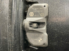 Load image into Gallery viewer, Wheel Rim BMW X5M 2010 - NW524339
