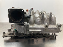 Load image into Gallery viewer, INTAKE MANIFOLD Discovery Rover 2003 03 2004 04 UPPER - NW454748