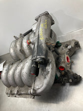 Load image into Gallery viewer, INTAKE MANIFOLD Discovery Rover 2003 03 2004 04 UPPER - NW454748