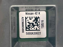 Load image into Gallery viewer, SPEEDOMETER CLUSTER Nissan Pathfinder 2016 16 - NW523840