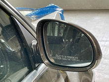 Load image into Gallery viewer, Side View Door Mirror Volkswagen Jetta 2014 - NW524016