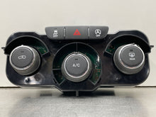 Load image into Gallery viewer, Temperature Controls Jeep Cherokee 2016 - NW351423