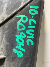 Load image into Gallery viewer, RADIATOR FAN ASSEMBLY Honda Civic 2006 06 2007 07 2008 08 09 10 11 - NW362470