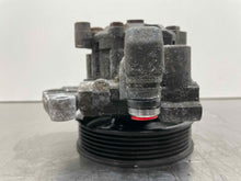 Load image into Gallery viewer, POWER STEERING PUMP C250 C300 C350 C63 E350 E550 E63 10-13 - NW460073