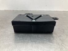 Load image into Gallery viewer, FUEL PUMP CONTROL MODULE COMPUTER E350 C230 C250 C300 C350 C63 08-11 - NW459643