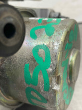 Load image into Gallery viewer, ABS Pump GMC Canyon 2005 - NW524362