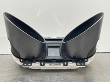 Load image into Gallery viewer, SPEEDOMETER CLUSTER Hyundai Santa Fe 2015 15 2016 16 - NW460899