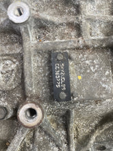 Load image into Gallery viewer, Transmission Hyundai Santa Fe 2016 - NW460976