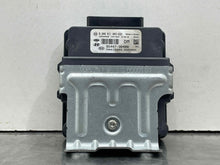 Load image into Gallery viewer, TRANSFER CASE CONTROL MODULE COMPUTER Santa Fe Sorento 13-16 - NW460324