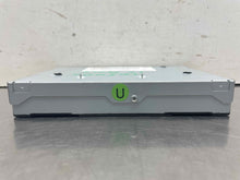 Load image into Gallery viewer, Radio Toyota Prius 2017 - NW525084
