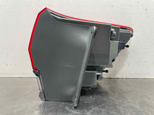 Load image into Gallery viewer, Tail Lamp Light GRAND CHEROKEE 2017 - NW525153