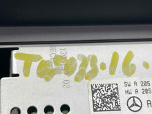 Load image into Gallery viewer, INFO-GPS SCREEN C250 C300 C350 C43 C63 GLC250d GLC300 15-20 - NW525422