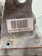 Load image into Gallery viewer, CARRIER ASSEMBLY E250 Van C250 C300 C350 C63 E250D E300 E350 E400 12-16 - NW449733
