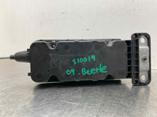 Load image into Gallery viewer, Floor Shifter Volkswagen Beetle 2009 - NW463384