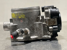 Load image into Gallery viewer, THROTTLE BODY Vw Beetle Jetta Rabbit 05 - 07 - NW463599