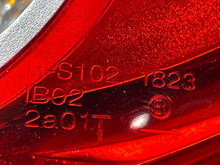Load image into Gallery viewer, TAIL LIGHT LAMP ASSEMBLY Volkswagen Beetle 06 07 08 09 10 Right - NW463607