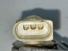 Load image into Gallery viewer, TAIL LIGHT LAMP ASSEMBLY Volkswagen Beetle 06 07 08 09 10 Right - NW463607