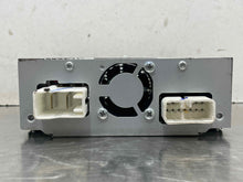 Load image into Gallery viewer, Radio Toyota Tacoma 2014 - NW525972