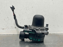 Load image into Gallery viewer, Air Injection Pump Smog Toyota Tacoma 2014 - NW525662
