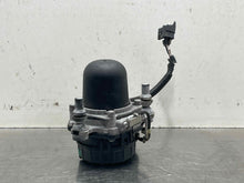 Load image into Gallery viewer, Air Injection Pump Smog Toyota Tacoma 2014 - NW525662