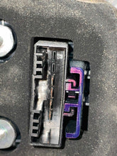 Load image into Gallery viewer, OUTER TAIL LIGHT LAMP BMW X5 X5M 14 15 16 17 18 Left - NW525580
