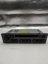 Load image into Gallery viewer, Radio Jaguar X Type 2004 04 05 06 07 08 Am FM CD - NW137820