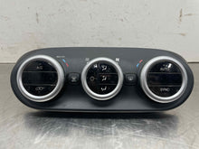 Load image into Gallery viewer, Temperature Controls FIAT 500 2016 - NW464295