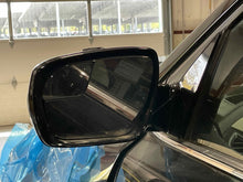 Load image into Gallery viewer, Side View Door Mirror Hyundai Santa Fe 2017 - NW525745