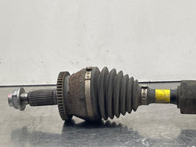 Load image into Gallery viewer, Axle Shaft Hyundai Santa Fe 2017 - NW525665