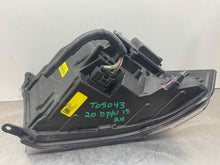 Load image into Gallery viewer, HEADLIGHT LAMP ASSEMBLY 1500 Pickup 2500 Pickup 3500 Pickup 15-20 Right - NW526282