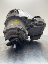 Load image into Gallery viewer, TRANSFER CASE Mercedes-Benz E280 E320 E350 E550 E63 2007 07 - NW452951