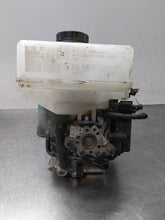 Load image into Gallery viewer, Brake Master Cylinder Nissan Titan 2018 - NW353975