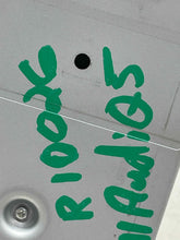 Load image into Gallery viewer, RADIO RECEIVER A4 A5 A6 Q3 Q5 Q7 RS5 S5 S6 Touareg 2009-2017 - NW353989