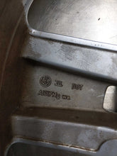 Load image into Gallery viewer, Wheel Rim Volkswagen Touareg 2013 - NW354297