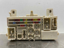 Load image into Gallery viewer, BODY CONTROL MODULE BCM COMPUTER Mazda 3 07 08 09 - NW526527