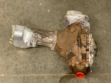 Load image into Gallery viewer, TRANSFER CASE Highlander RX330 RX350 01 02 03 04 - 08 - NW436238