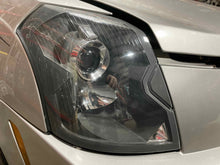 Load image into Gallery viewer, HEADLIGHT LAMP ASSEMBLY Cadillac CTS 03 04 05 06 07 Right - NW490279