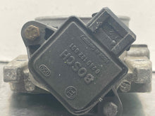 Load image into Gallery viewer, THROTTLE BODY Volvo V70 S70 C70 850 TURBO 95 - 98 AUTO - NW527931