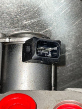 Load image into Gallery viewer, STEERING GEAR Volvo S60 XC60 09 10 11 12 13 14 15 16 17 - NW354902