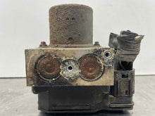 Load image into Gallery viewer, ABS ANTI-LOCK BRAKE PUMP F250SD Pickup F350SD Pickup 14 15 16 - NW490966