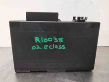 Load image into Gallery viewer, CD CHANGER E320 S430 S500 S600 2000 00 01 02 03 - NW355276